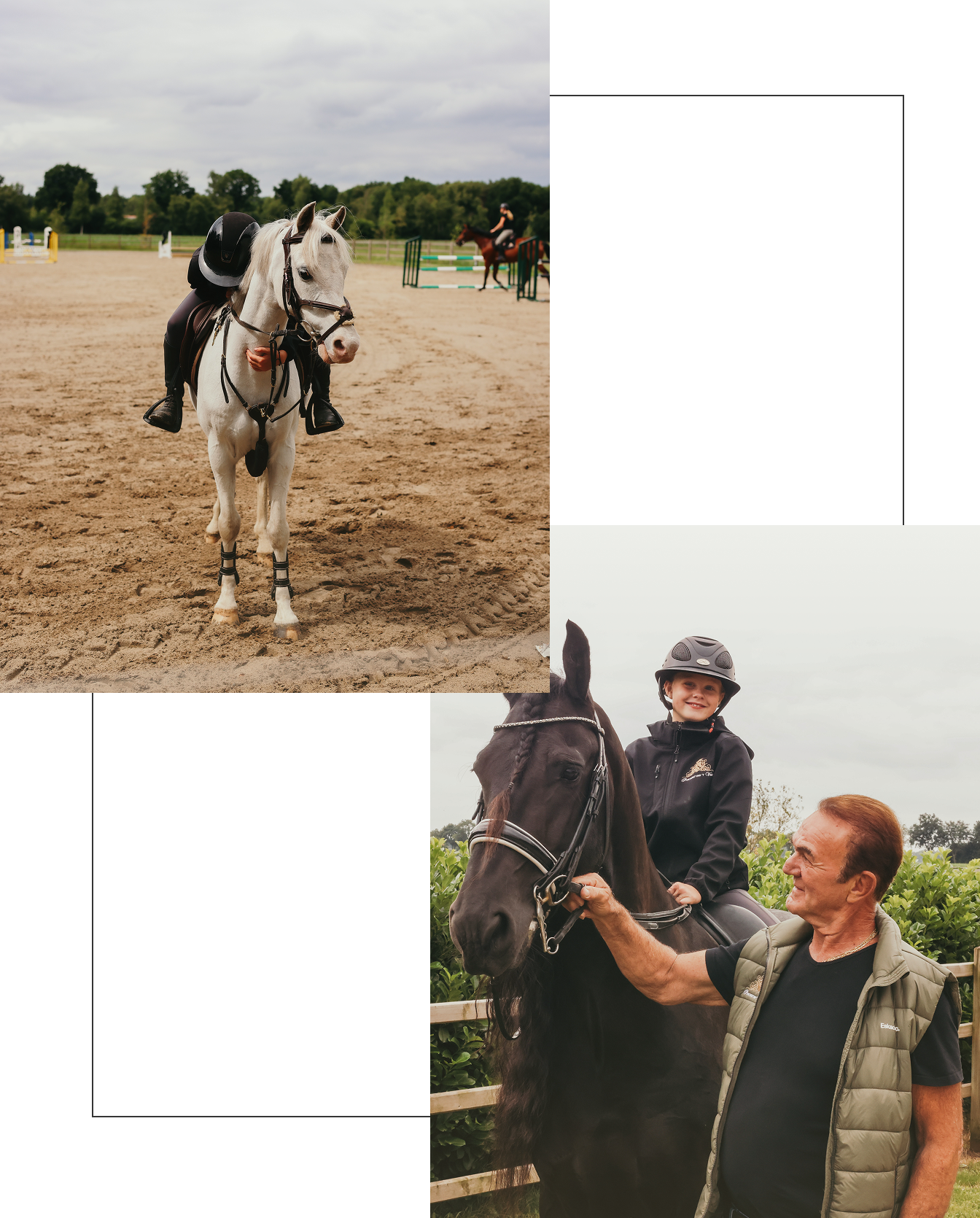 Een jonge ruiter in wedstrijdkleding buigt zich voorover om haar pony te omhelzen na een springwedstrijd op een zandbodem, met springhindernissen en andere ruiters op de achtergrond. Een jong meisje in rijkleding en cap zit lachend op een zwart paard, terwijl een oudere man met een glimlach het paard vasthoudt bij het halster, met een groene haag en hekwerk op de achtergrond.